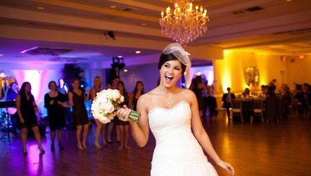 How did the tradition of bride throwing a bouquet come about and is there an alternative to it?