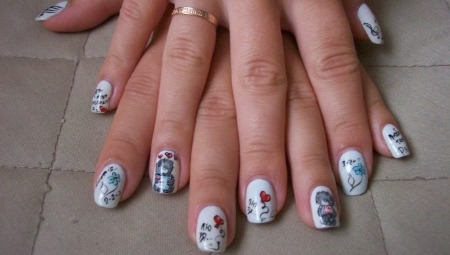 How to create a cute and gentle manicure with bears?