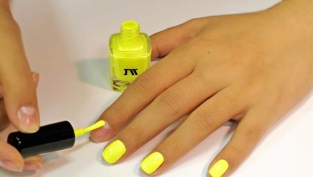 Acid manicure - brightness and attractiveness
