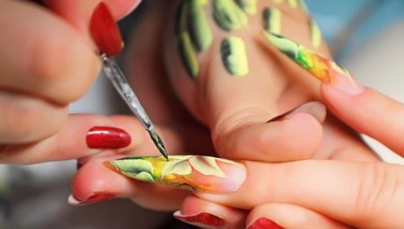 Chinese painting on nails: methods of creation and useful recommendations