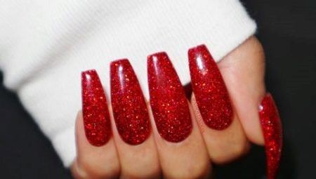 Manicura sequin vermella: opcions de disseny i tendències de moda