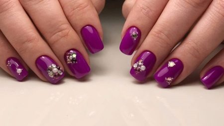 The best ideas for a stylish fuchsia manicure