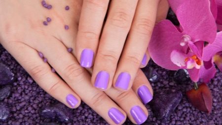 Lilac manicure: original ideas and fashion trends