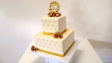 Original cakes for a golden wedding