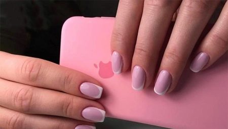 Pink jacket on the nails: versatility and sophistication