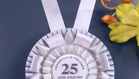 Сребрно венчање: како прославити годишњицу и шта поклонити?