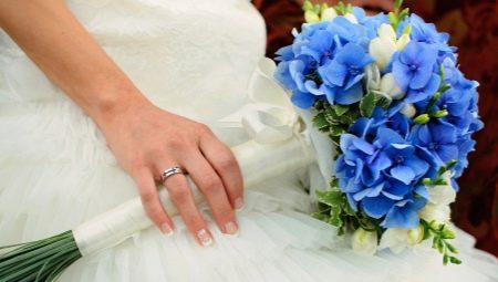 Blue bridal bouquet: for whom is it suitable and how can it be?