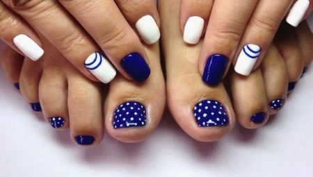 Blue pedicure: spectacular and original ideas