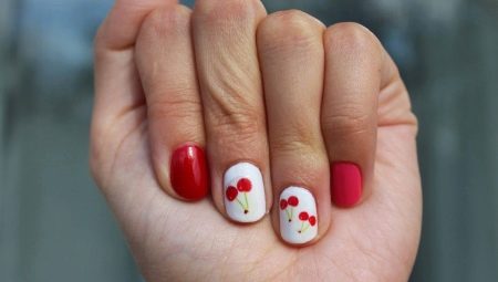 Pilihan reka bentuk yang bergaya untuk manicure ceri