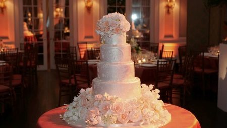 Wedding Cake with Flowers - Amazing Decor Options