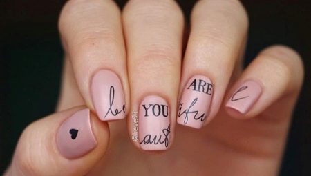 Options for a beautiful manicure with inscriptions on nails