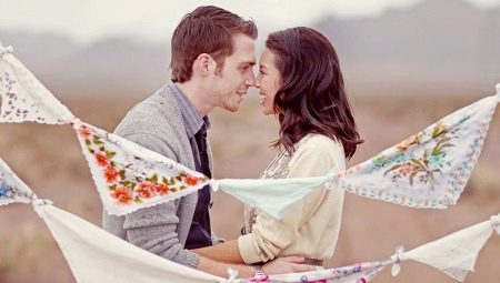 Choose a gift for your wife on the first wedding anniversary