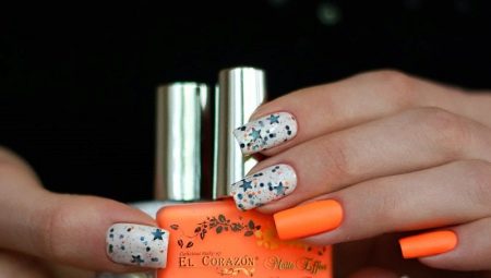 Bright and unusual ideas for combining white with orange shades in a manicure