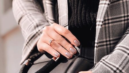 Shellac manicure design ideas depending on the season