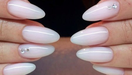 How to make almond shaped nails?