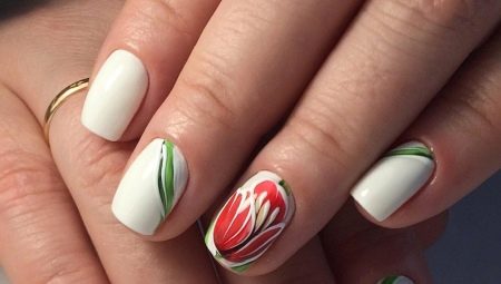 Unusual design of manicure with tulips.