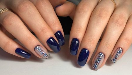 Blue gel polish: the best combinations and ideas of manicure