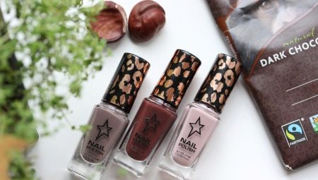 Features and color palette of Stellary nail polishes