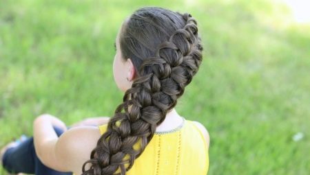 Options for braiding long hair