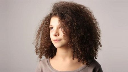 Choosing a curling iron for afro-curls