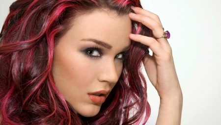 Destacar els cabells foscos amb tonalitat