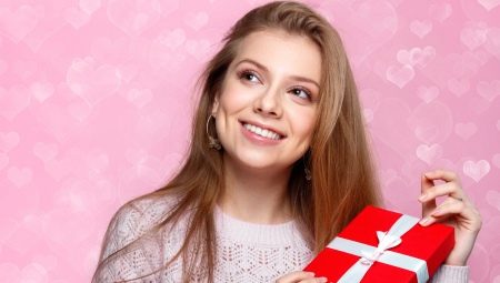 Hvad skal jeg give en pige i 17 år?