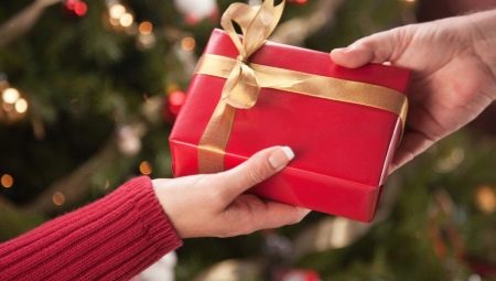 Шта представити пријатељима и познаницима за Нову годину?