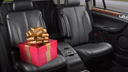 Cadou unui automobilist pentru Anul Nou