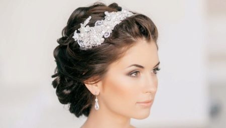 Hairstyles without bangs: features of choice and creation