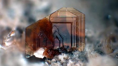 Biotite: what are its properties and how can a stone be used?