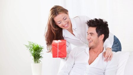 Hvad skal jeg give en ven i 30 år?