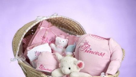 What to give for the birth of a girl?