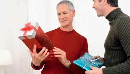 What to give dad for 55 years?