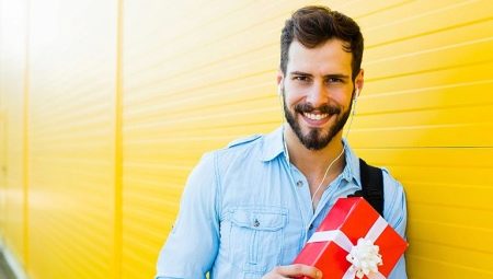 What to give a guy for 30 years?