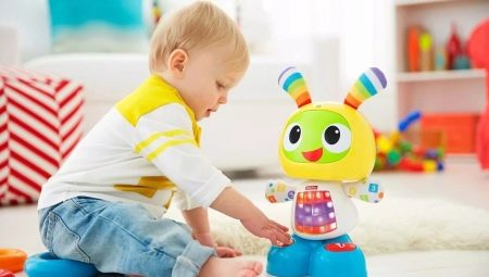 What to give to a child aged 7-11 months?