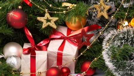 พวกเขาให้ของขวัญสำหรับปีใหม่เมื่อใด