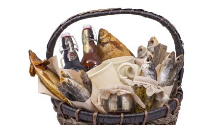 Gift basket for men: original ideas