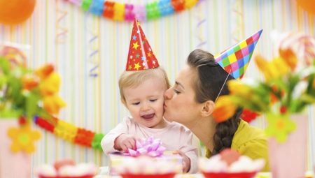 Gifts for girls for a year: from parents, grandmother and godmother