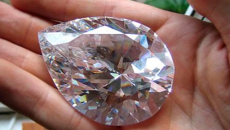 The largest diamond in the world: the history of Cullinan diamond