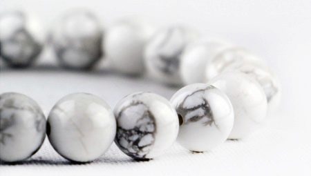 Govit: features and properties of stone