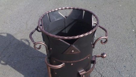 How to make a stand under the cauldron with your own hands?