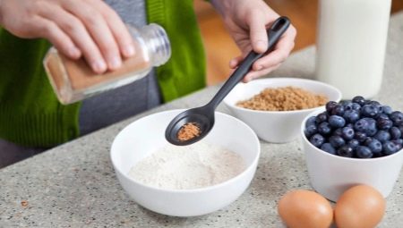 Weight Measures in Spoons