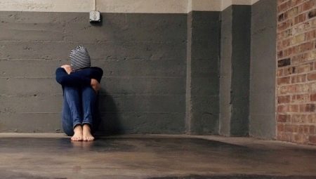 Sociophobia: features, types and methods of struggle