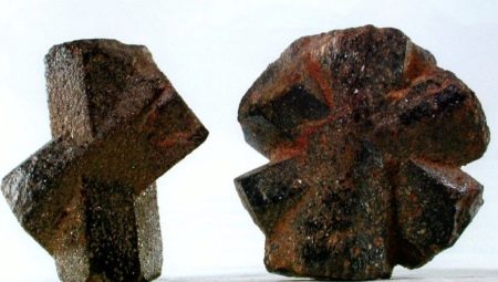 Properties of staurolite, its deposits and features of use