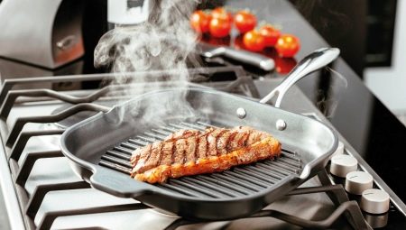 All About Grill Pans