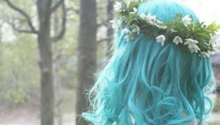 Turquoise hair color: who cares and how to dye your hair?