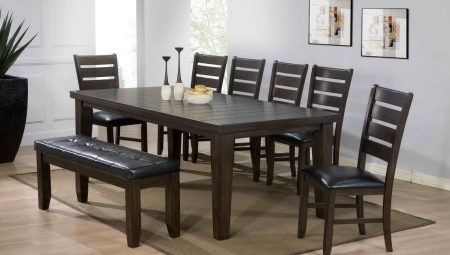 Wooden kitchen tables: a variety of models, tips for selection and care