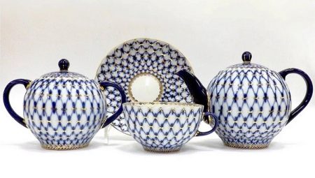 Cobalt dishes: features and history of origin