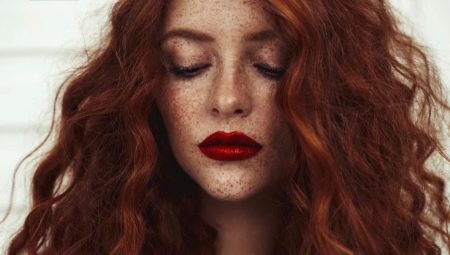 Who goes red hair color and how to choose a shade?