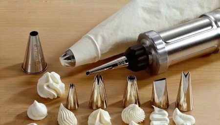 Pastry bags: types, nuances of choice and application